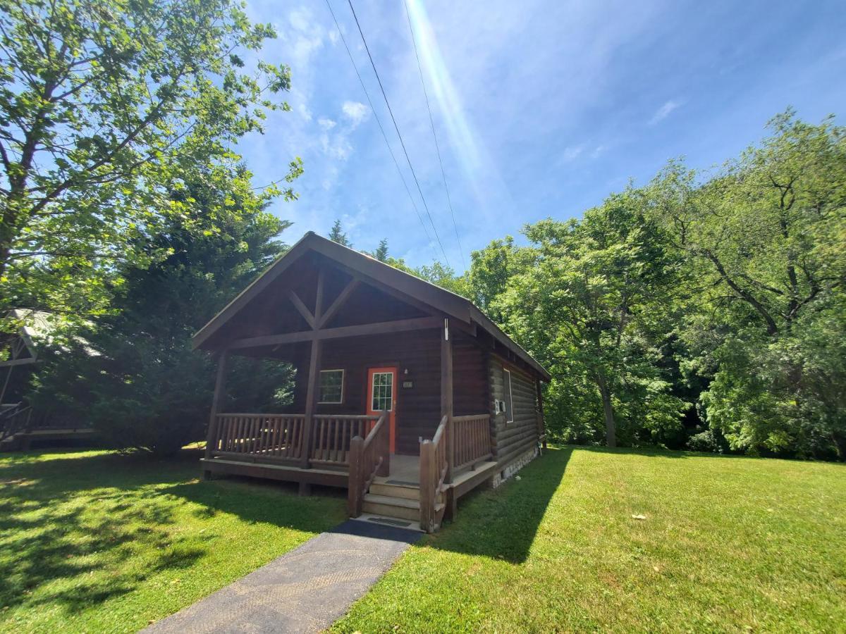 Galax New River Trail Cabins מראה חיצוני תמונה